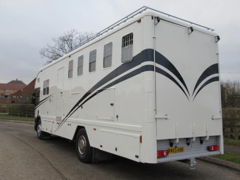 15-527-**NEW PRICE**  18 Ton Scania 310 Coach built by Moorhouse.. Stalled for 5/6.. Smart comfortable living.. sleeping for 4. Toilet and shower.. Recent respray... VERY SMART!